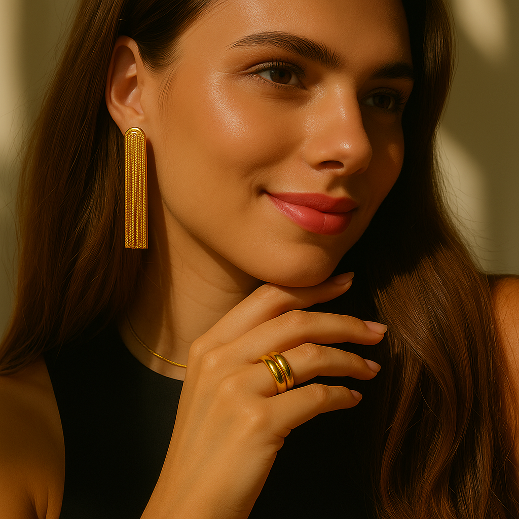 LYRA Gouden Fringe Oorbellen