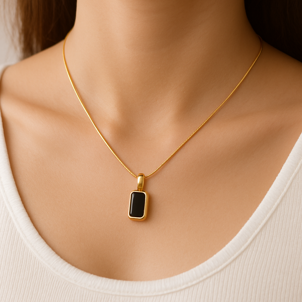 NOIR Black Necklace