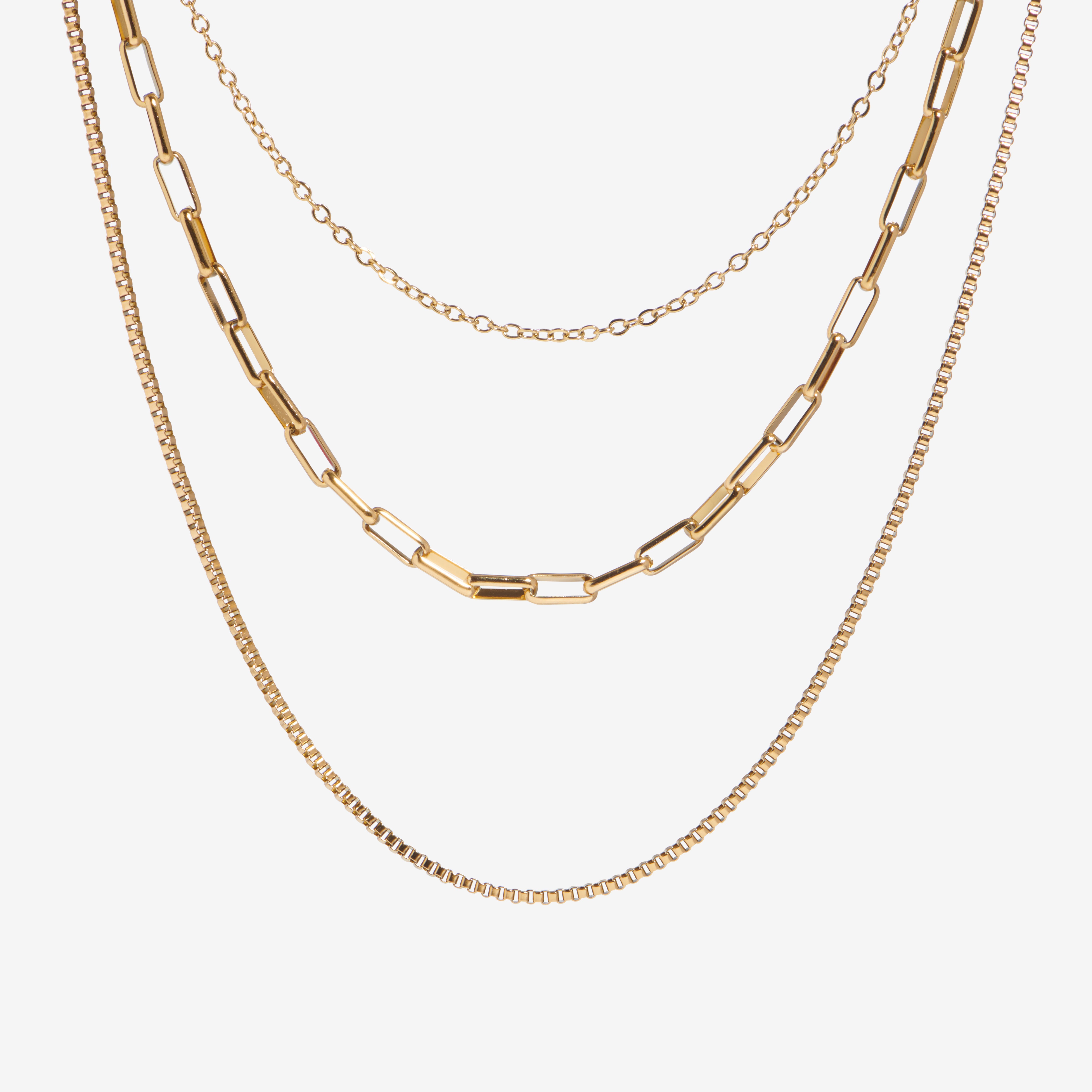 SOLARA Goldfarbener mehrlagiger Choker