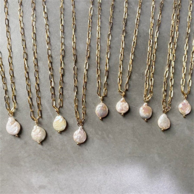 KOS Gold Paperclip Necklace with Pearl