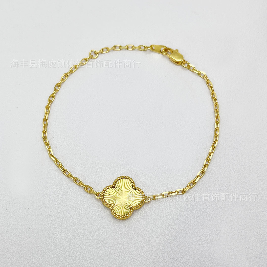 CLOVER Enkele Armband